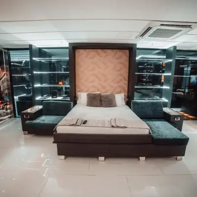 1Million Luxury Suites